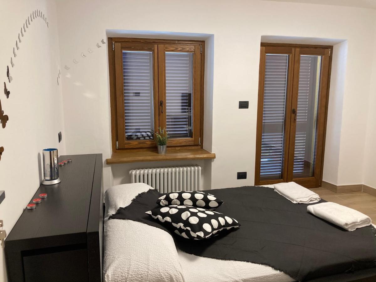 La Cantina Rent Rooms Aglie Bagian luar foto
