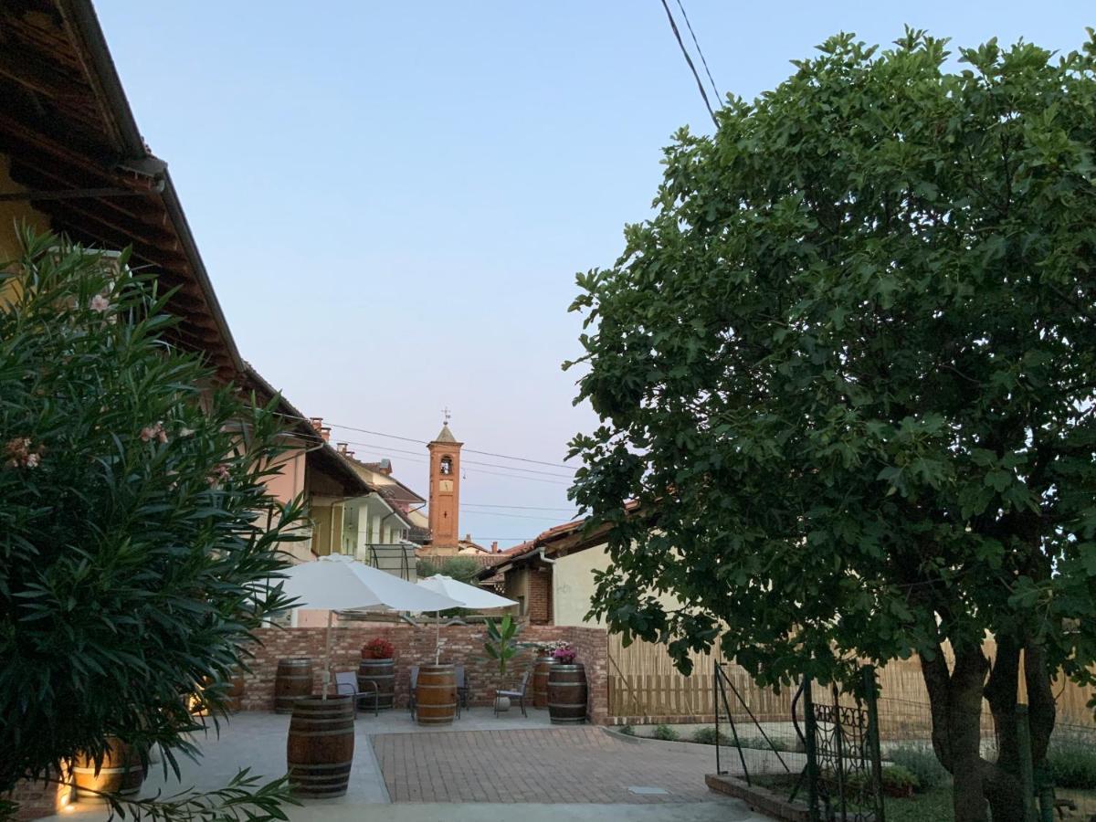 La Cantina Rent Rooms Aglie Bagian luar foto